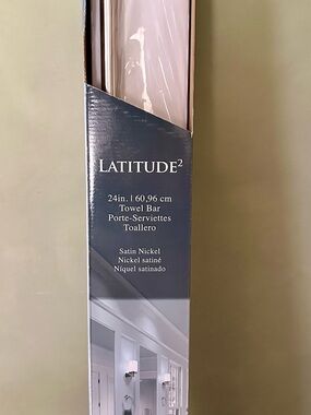 Gatco 4290-SN 24” Latitude Il Towel Bar Satin Nickel NEW